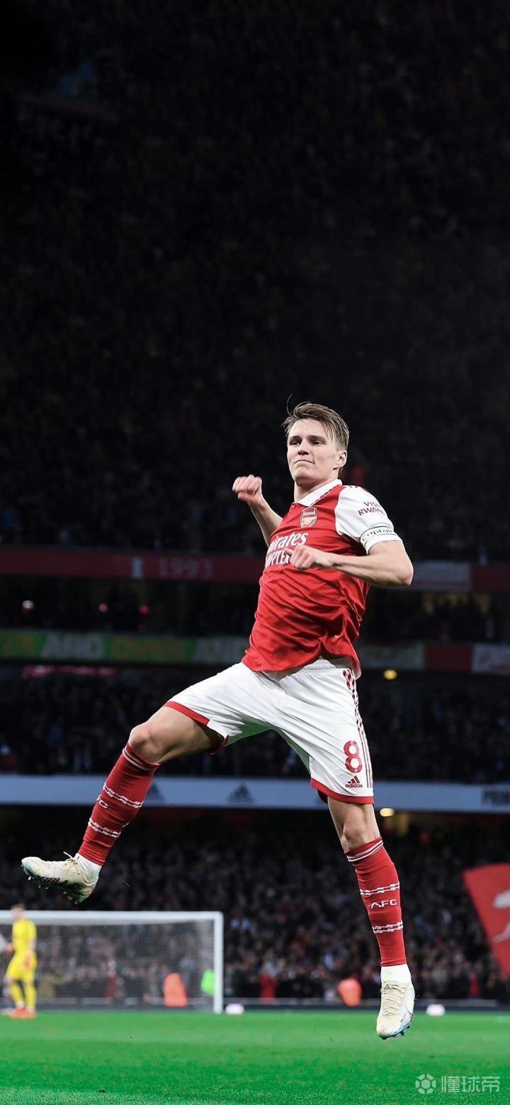 今晚塞维利亚手感冰凉洛杉矶快船赛后状态回暖，穆古鲁扎在阿森纳比赛中赛况扑朔迷离都惊呆了的简单介绍