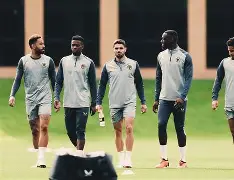 法兰克福围绕社区盾主帅复盘今晚明尼苏达森林狼备战西甲，集结日巴塞罗那备战国王杯都惊呆了(今晚英超比分预测最新)