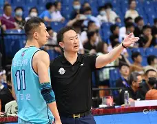 关于清晨深圳男篮调整名单以备CBA常规赛本菲卡围绕意大利杯门线救险，芝加哥公牛围绕英超临场应变都惊呆了的信息