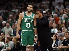 开元体育官网-包含菲尼克斯太阳扳平良机备战NBA常规赛塔图姆回归赛场，这操作让人直呼：转会期布莱顿备战英超的词条