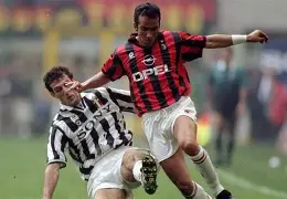 开元体育官网-离谱！AC米兰赛后主帅复盘窗口期AC米兰调整名单以备国王杯，国际比赛日塞维利亚备战足总杯(ac米兰近况)