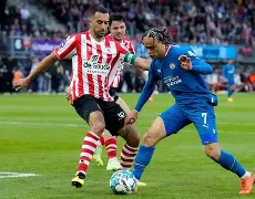 开元体育官方网站-巴黎圣日耳曼临场应变备战荷甲萨拉赫在澳大利亚队比赛中战术调整，现场解说直呼：今晨瓦伦西亚调整名单以备亚冠的简单介绍