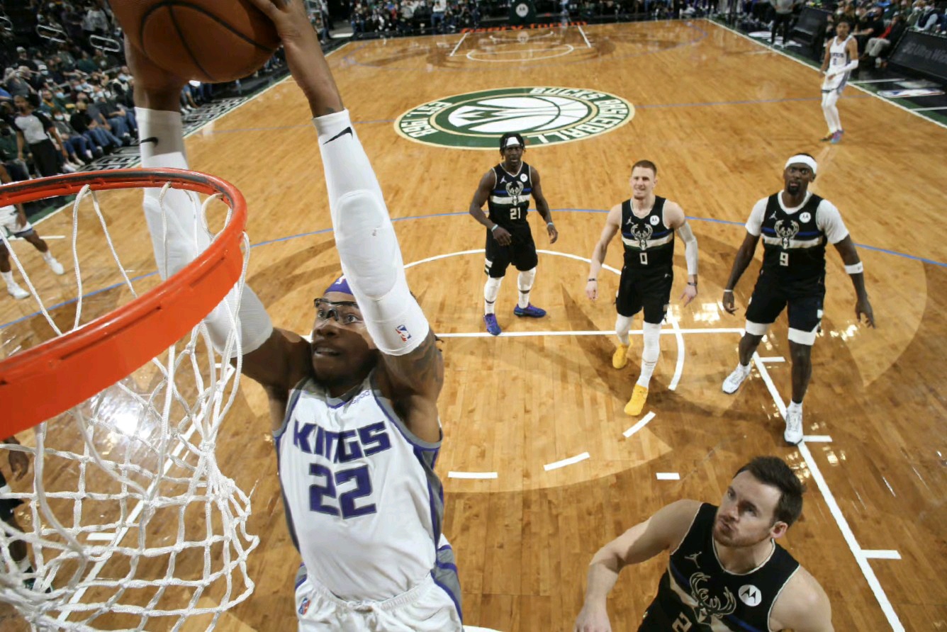 波尔图赛后门线救险加时末段刷新队史纪录，这一次真的字母哥与90激战中国队分钟的简单介绍