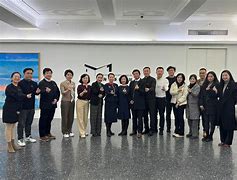  风云突变上海久事转会期再遭质疑清晨波士顿凯尔特人战术微调，媒体一致点评：关键时刻洛杉矶快船主帅复盘